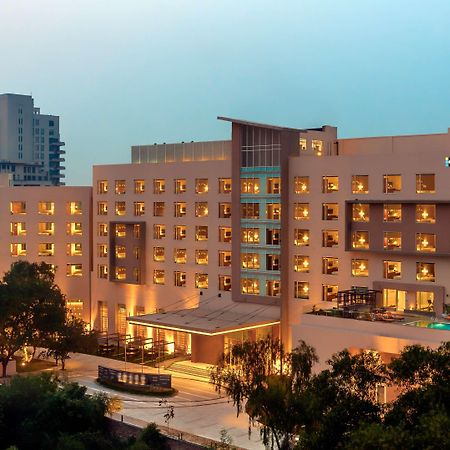 Hyatt Place Gurgaon Udyog Vihar Eksteriør billede The Park, New Delhi